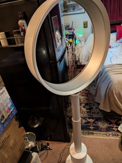 Dyson Bladeless Fan - Works Great with Remote