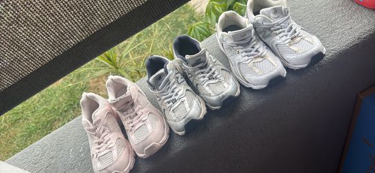 New balance shoes