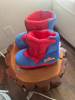 Kids Spider-Man slippers