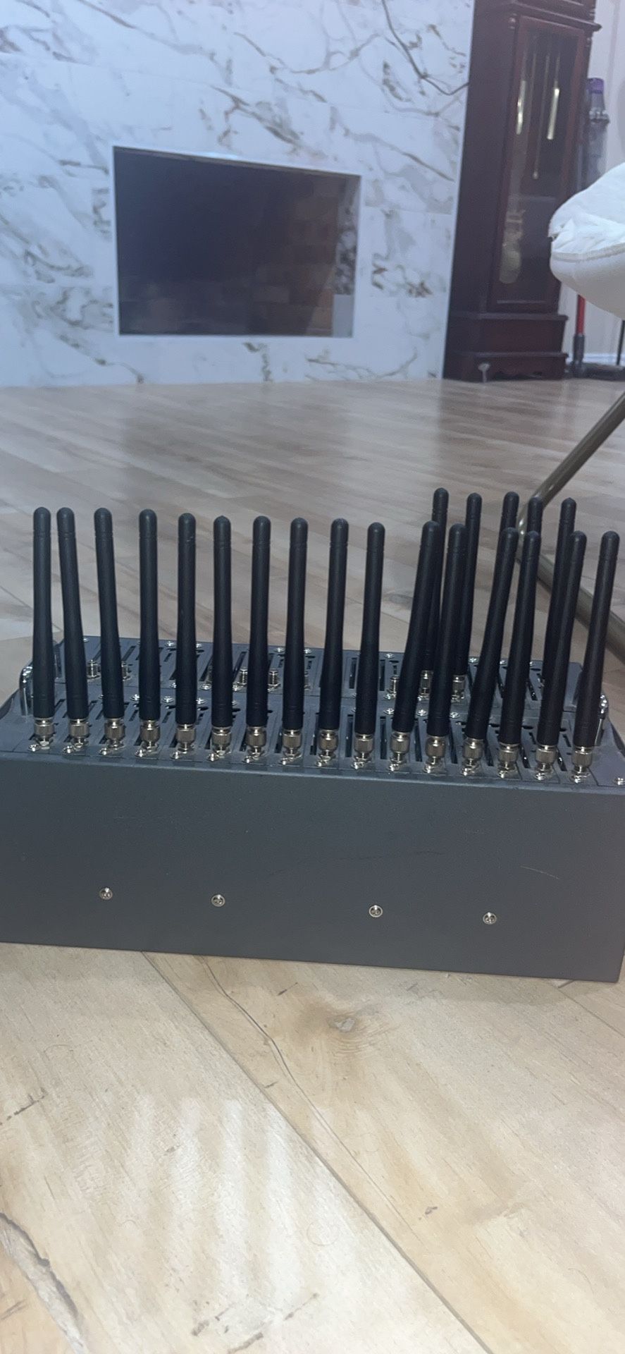 SimBank Jual GSM Modem pool 32 port quectel m-35