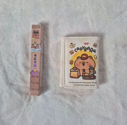Capybara-themed wallet & pen