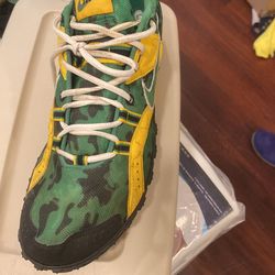 Nike Size 11SW’s, Missing Cleats
