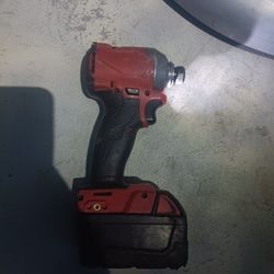 MILWAUKEE M18 HEX FUEL IMPACT DRIVER 1/4