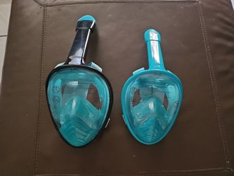 Adult and child snorkeling mask