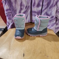 Carters Kitty Snow Boots