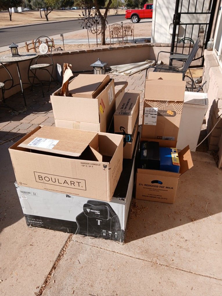 Free Boxes