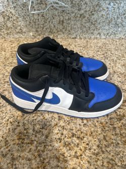 Blue Jordan 1’s 7y