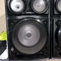 Samsung GIGA sound Speaker
