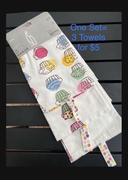 NEW Ikea DishTea Towel Set of 3 Party Cupcake Kitchen Valentine