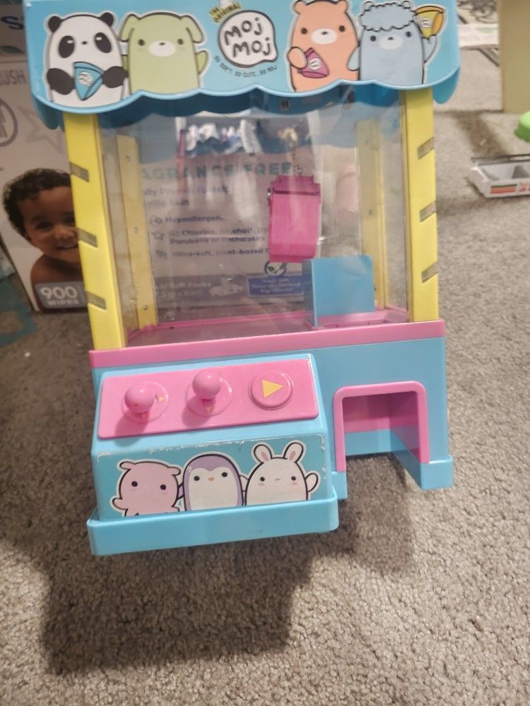 Claw Machine Works Great