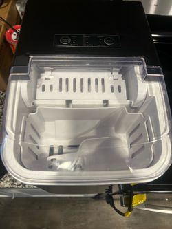 Ice maker