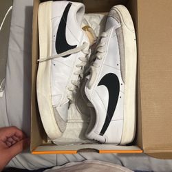 Size 11 Nike Blazer Low