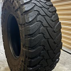 37X13.50R17 LT TOYO OPEN COUNTRY MT