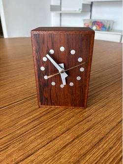 Vintage mid century clock beautiful quality wood mcm 70s decor