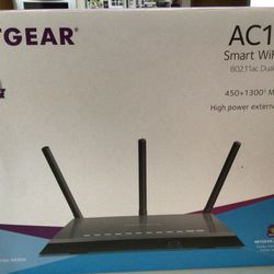 NetGear Smart Wi-Fi router 