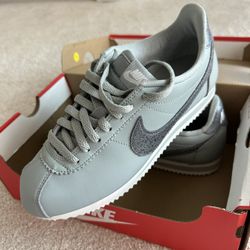 Nike Cortez Women’s Shoes - Size 8