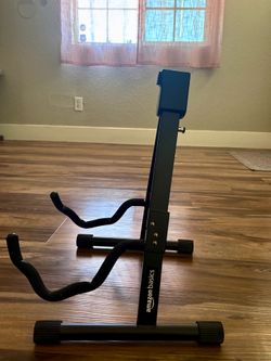 Amazon Basics Guitar Stand