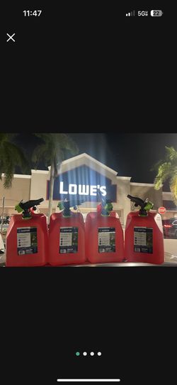 5 gallon gas tank brand new two left!!!!$25 Each Or 2 For $40