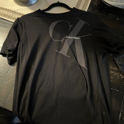 Calvin Klein men’s shirt size Small