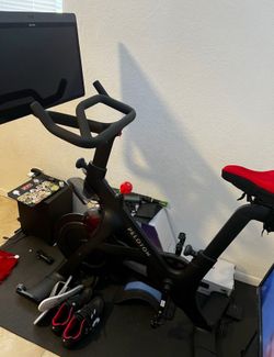 Peloton Bike +