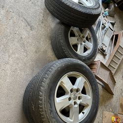 Keep Grand Cherokee Wheels And Tires 