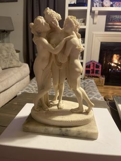 Three graces Italian Statue 1982