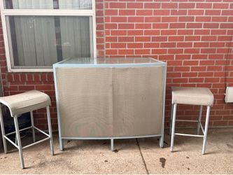 Bar stool table and chairs