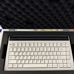 Cyberboard R2 Angry Miao