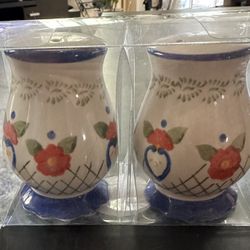 Laura Gates Salt & Pepper Shaker
