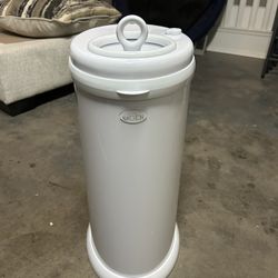 Ubbi Stainless Steel diaper Paul