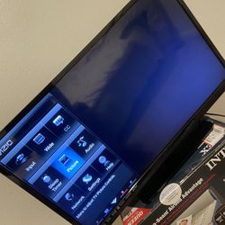 Vizio 32” No Remote Perfect Condition 80$ Pick Up No Issues 