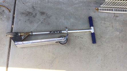 Razor skooter 10 bucks