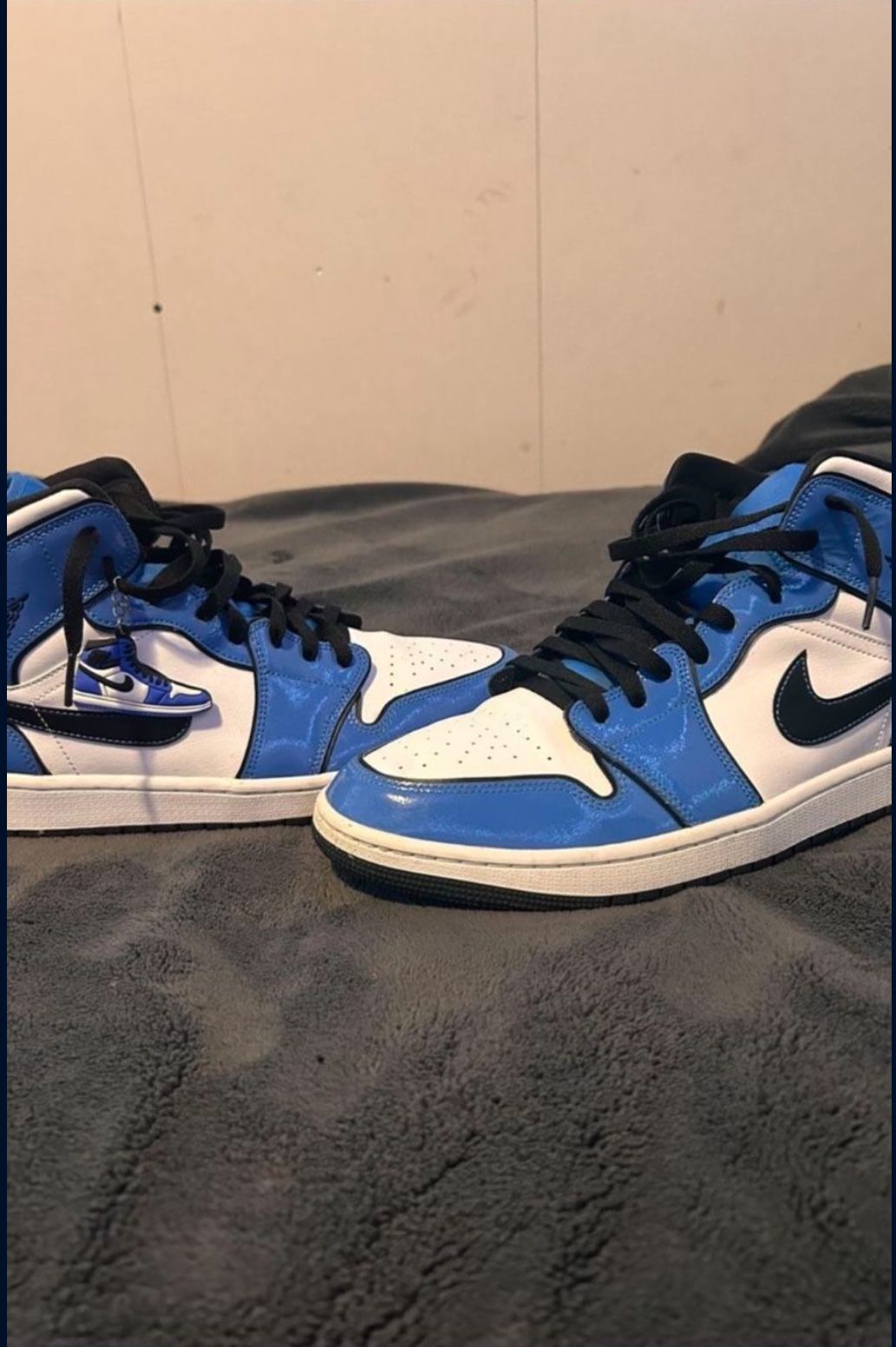 Jordan 1 Mid