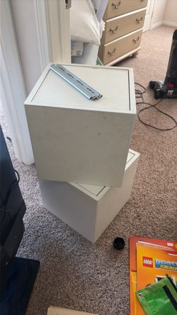 Wall nightstand