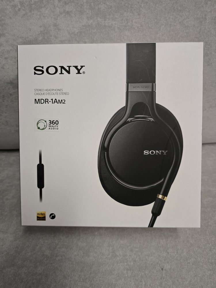 Sony MDR-1AM2 High Resolution Headphones