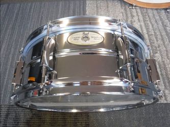 Pearl Sensitone Snare