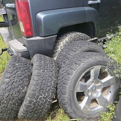 Chevy/GMC Rims & Tires