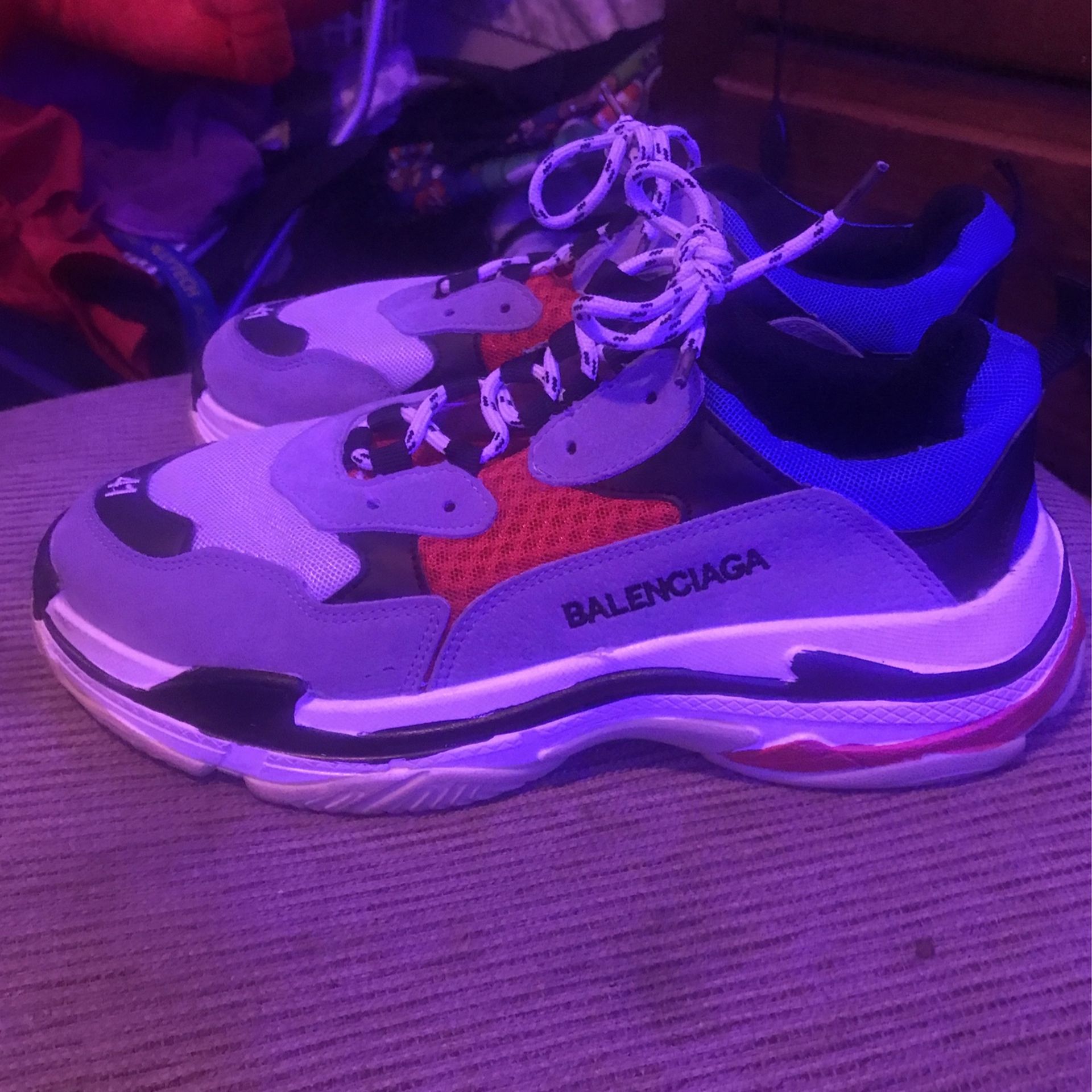 Triple S baleniciages