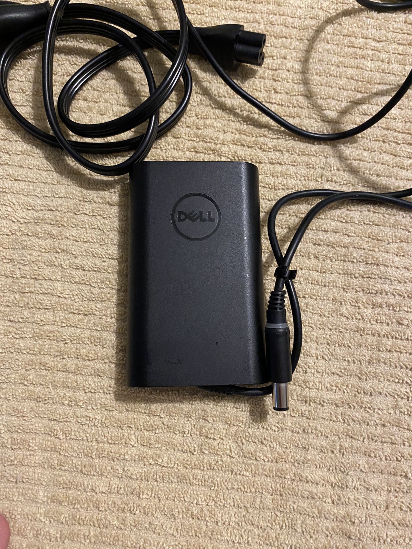 ***PRICE REDUCED FOR QUICK SALE**  Fully Functional 65 Watt Dell Laptop Charger 