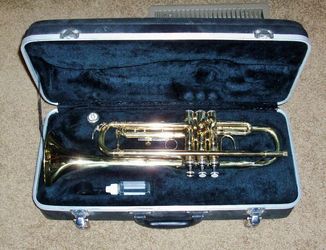 Prelude by Bach TR700 Trumpet & Case