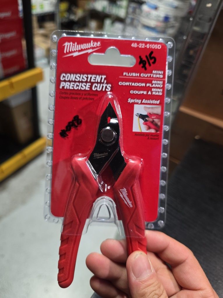 Milwaukee Mini Flush Cutters