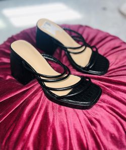 Black Heels New