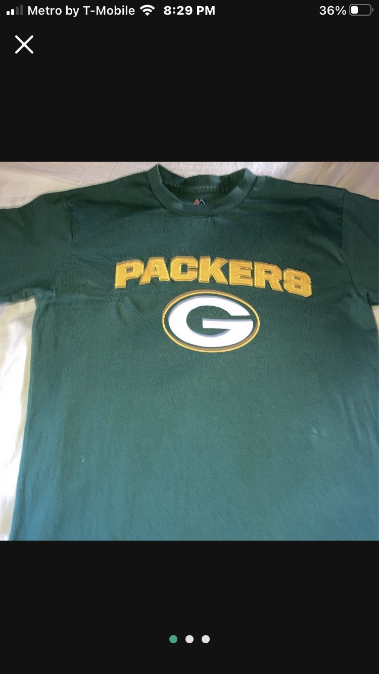 Green Bay Packers football T-shirt size medium $10