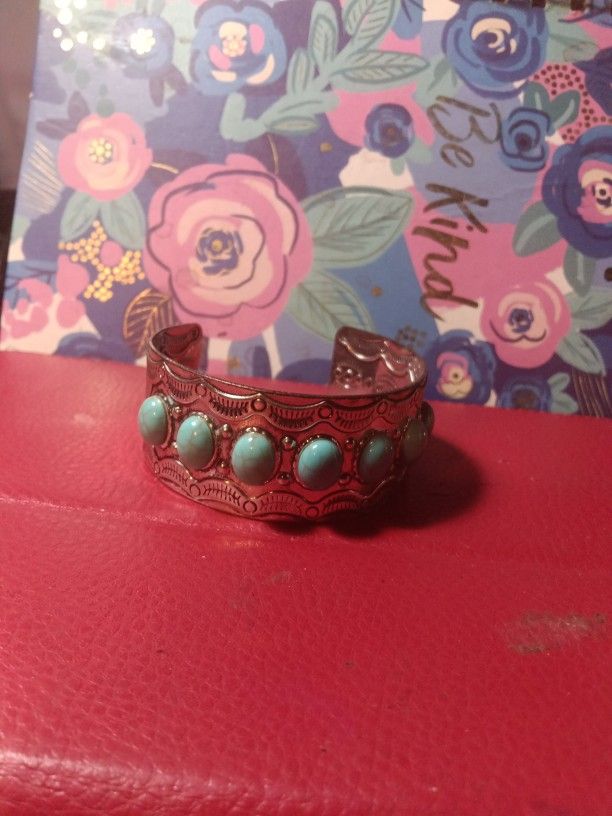 Southwest Metal Turquoise Cuff