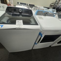 GE Profile Washer & Electric Dryer New 