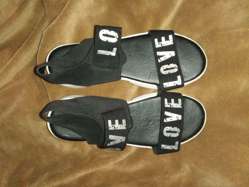 Women's Sandals