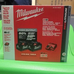 Milwaukee M18 Red Lithium High Output XC6.0 Battery 2 Pack And Charger