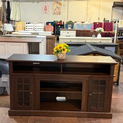 TV Stand for TV up to 65", TV Console Table with Storage and Cabinet, 2 Doors(Espresso)  💰160$