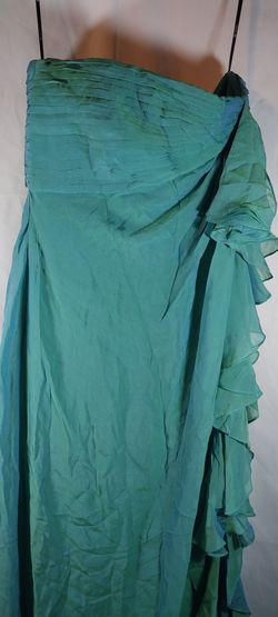 Tadashi Collection long gown iridescent strapless size 6