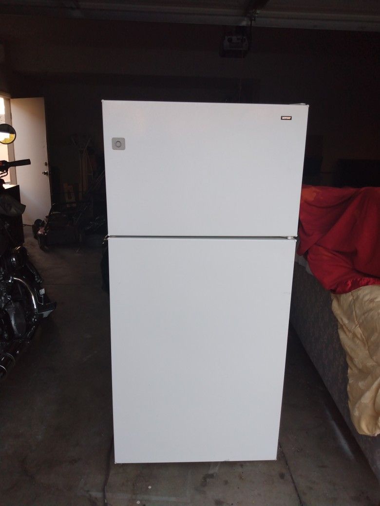 Hotpoint Fridge